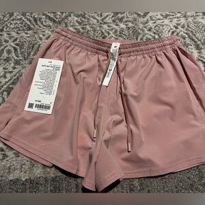 Lululemon pace rival high-rise short, 3” size 6. Color Pink haze.